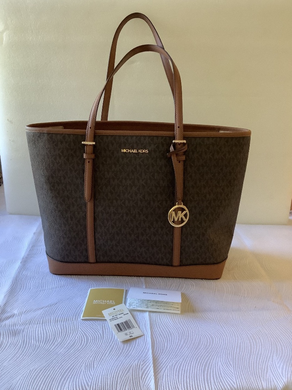 Genuine Michael Kors large jet set handbag New with tags brown tan
